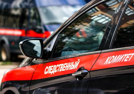 Тракторист случайно «вспахал» подростка и сбросил в реку к рыбакам