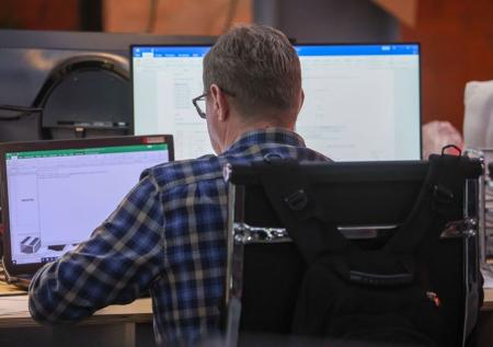 Россиянин установил веб-камеру на работе и попал под суд